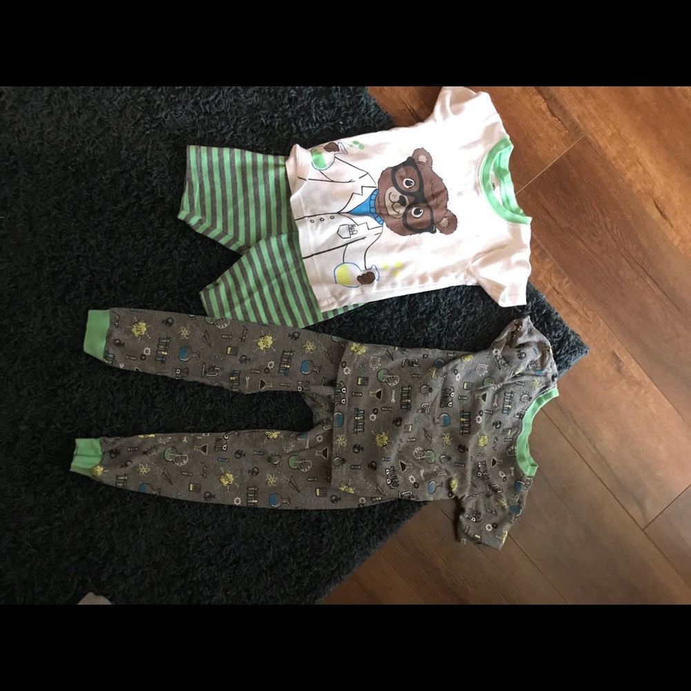 Set of two scientists pajamas